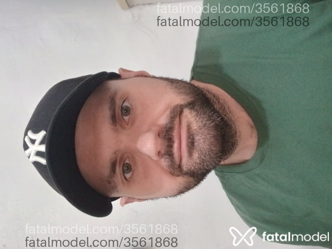 Acompanhante homem morena (o) de olhos verdes - Ryoko