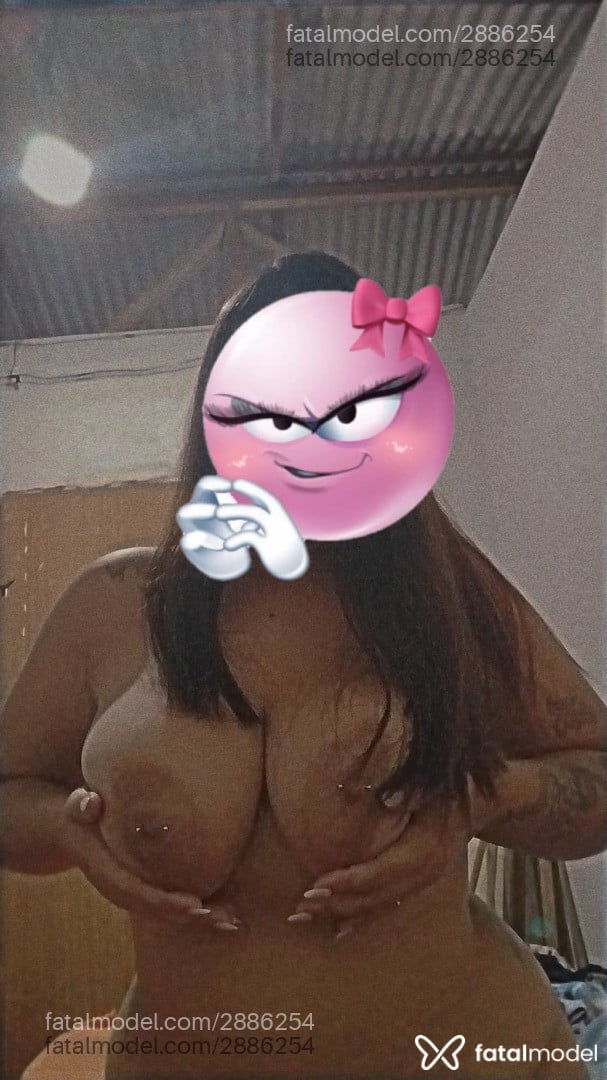 Acompanhante mulher com cabelo castanho de olhos castanhos - Sandra