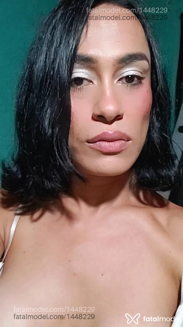 Acompanhante mulher trans morena (o) de olhos castanhos - Jhenyfer
