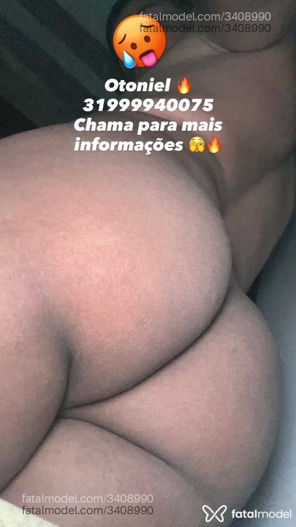 Acompanhante homem com cabelo castanho de olhos castanhos - Otoniel