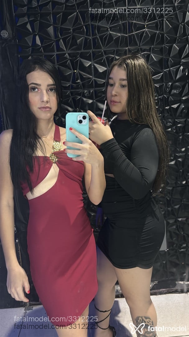 Acompanhante mulher com cabelo castanho de olhos castanhos - Tataeviih