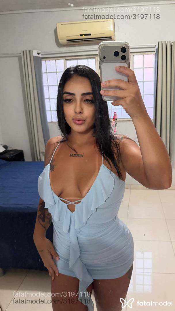 Acompanhante mulher morena (o) de olhos castanhos - Fernanda