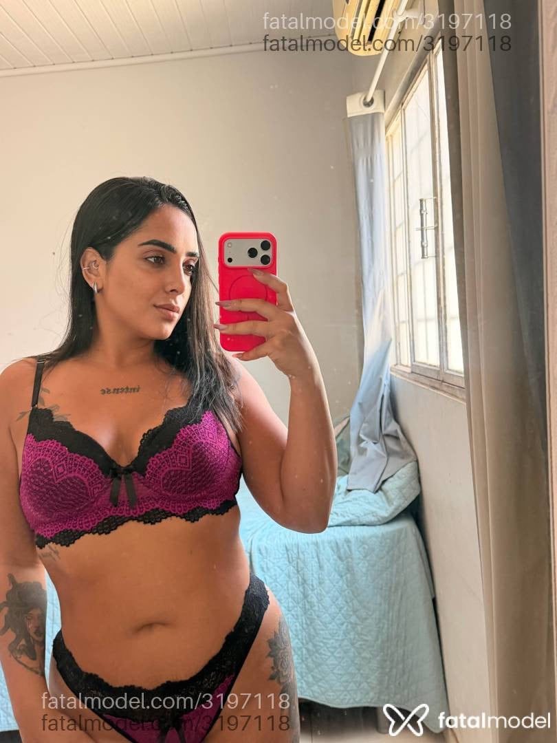 Acompanhante mulher morena (o) de olhos castanhos em Parauapebas - Fernanda