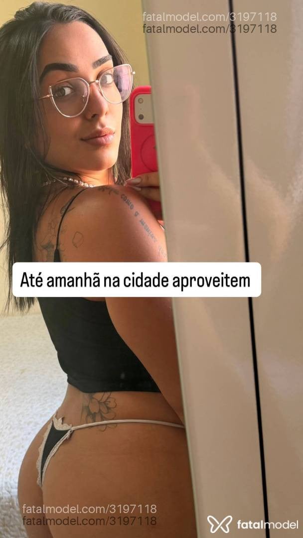 Acompanhante mulher morena (o) de olhos castanhos em Parauapebas Acompanhante mulher morena (o) de olhos castanhos em Parauapebas - Fernanda