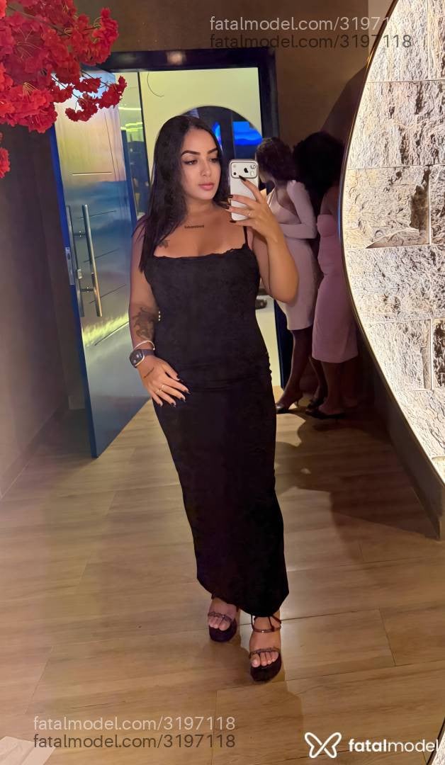 Acompanhante mulher morena (o) de olhos castanhos - Fernanda