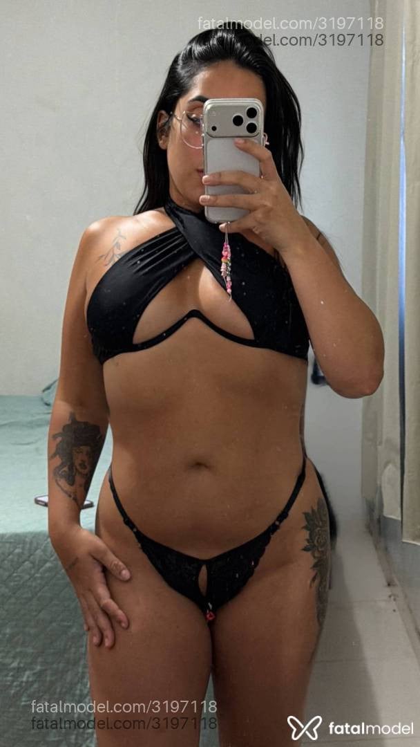 Acompanhante mulher morena (o) de olhos castanhos - Fernanda