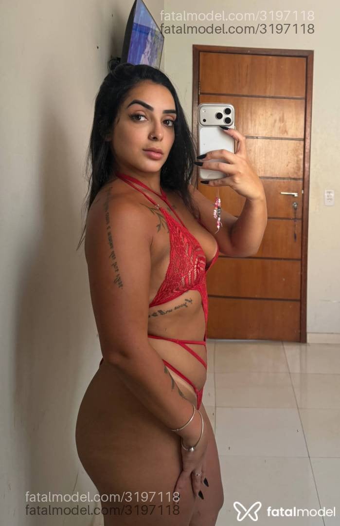 Acompanhante mulher morena (o) de olhos castanhos - Fernanda
