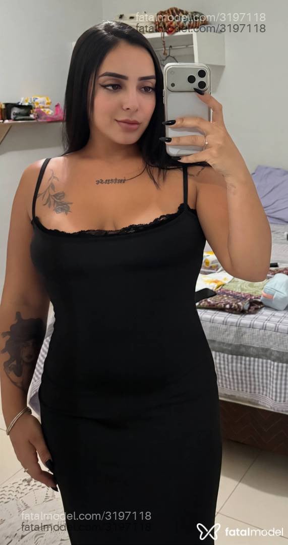 Acompanhante mulher morena (o) de olhos castanhos - Fernanda