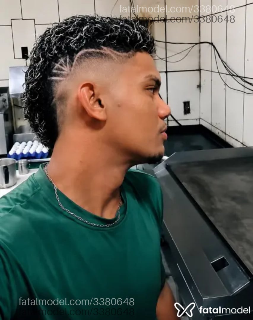 Acompanhante homem com cabelo castanho de olhos castanhos - Alexsandro