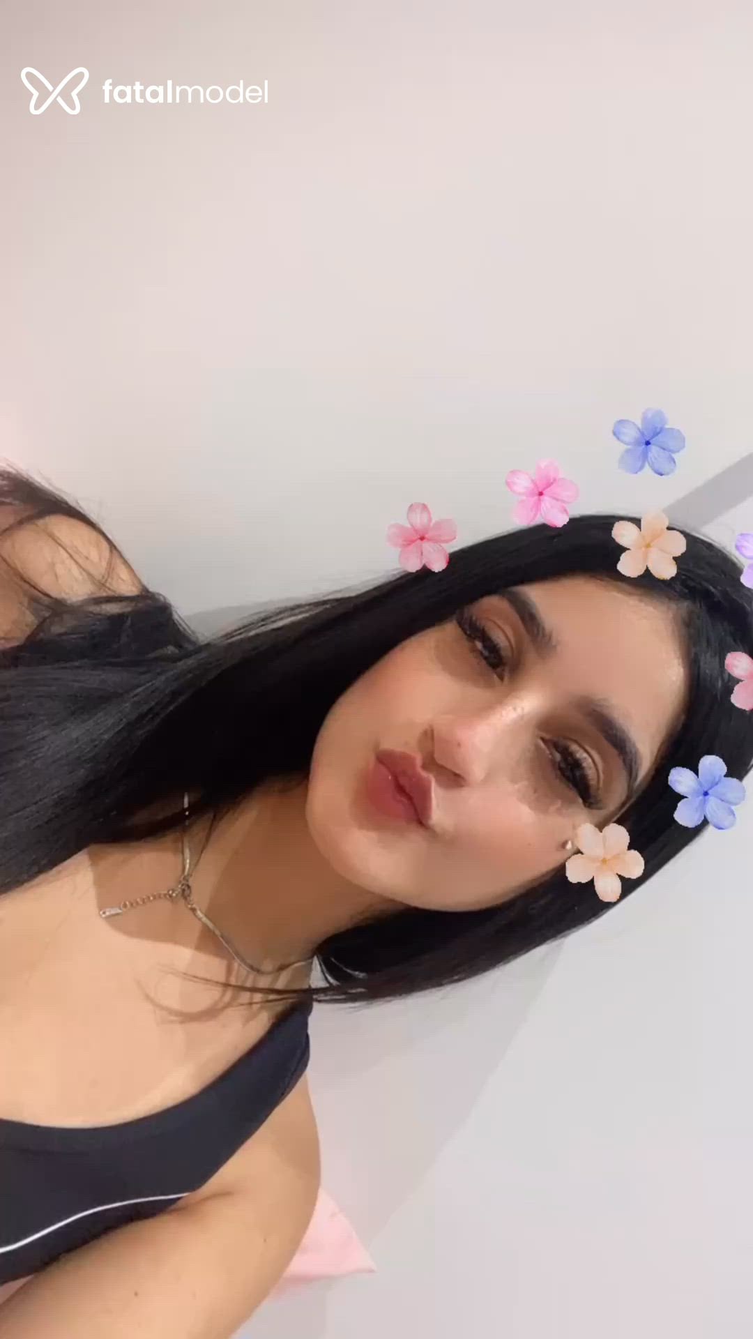 Acompanhante mulher morena (o) de olhos castanhos - Maitê Duarte Acompanhante mulher morena (o) de olhos castanhos - Maitê Duarte