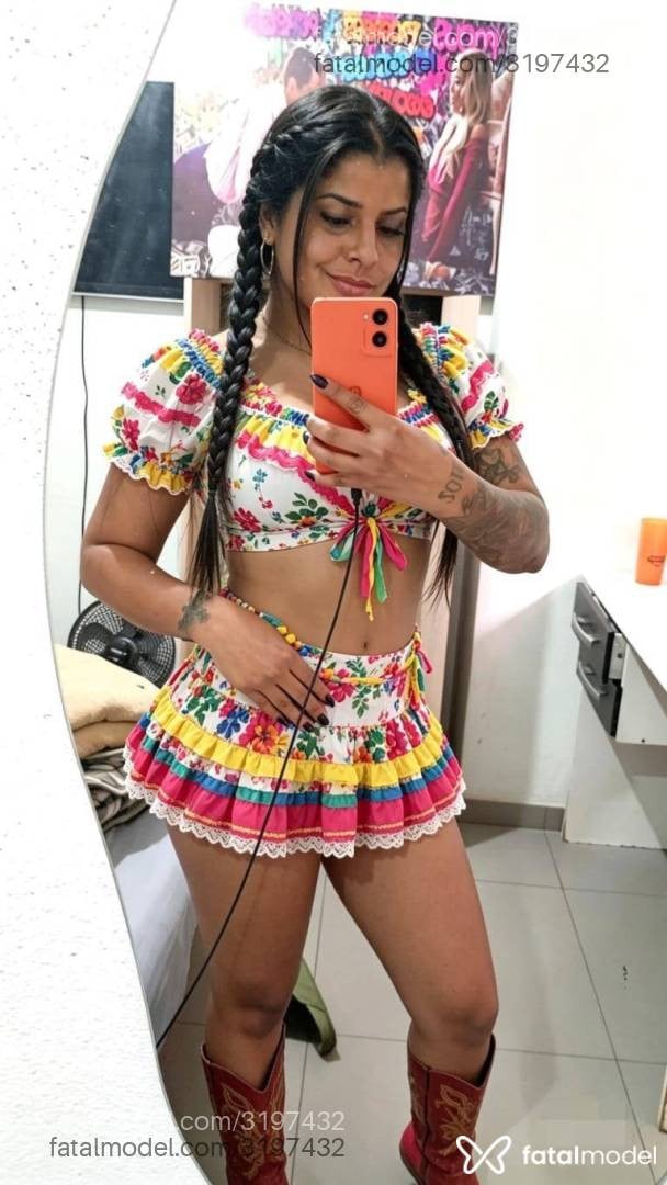 Acompanhante mulher morena (o) de olhos pretos em João Monlevade - Estefhany Ferrari