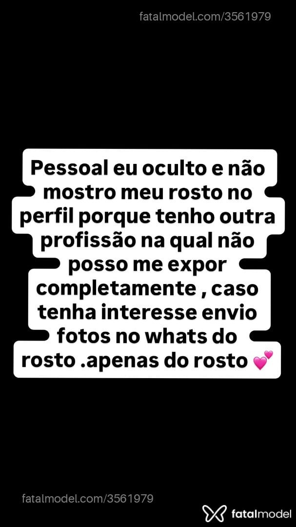 Acompanhante mulher trans loira (o) de olhos azuis - Mia Alves