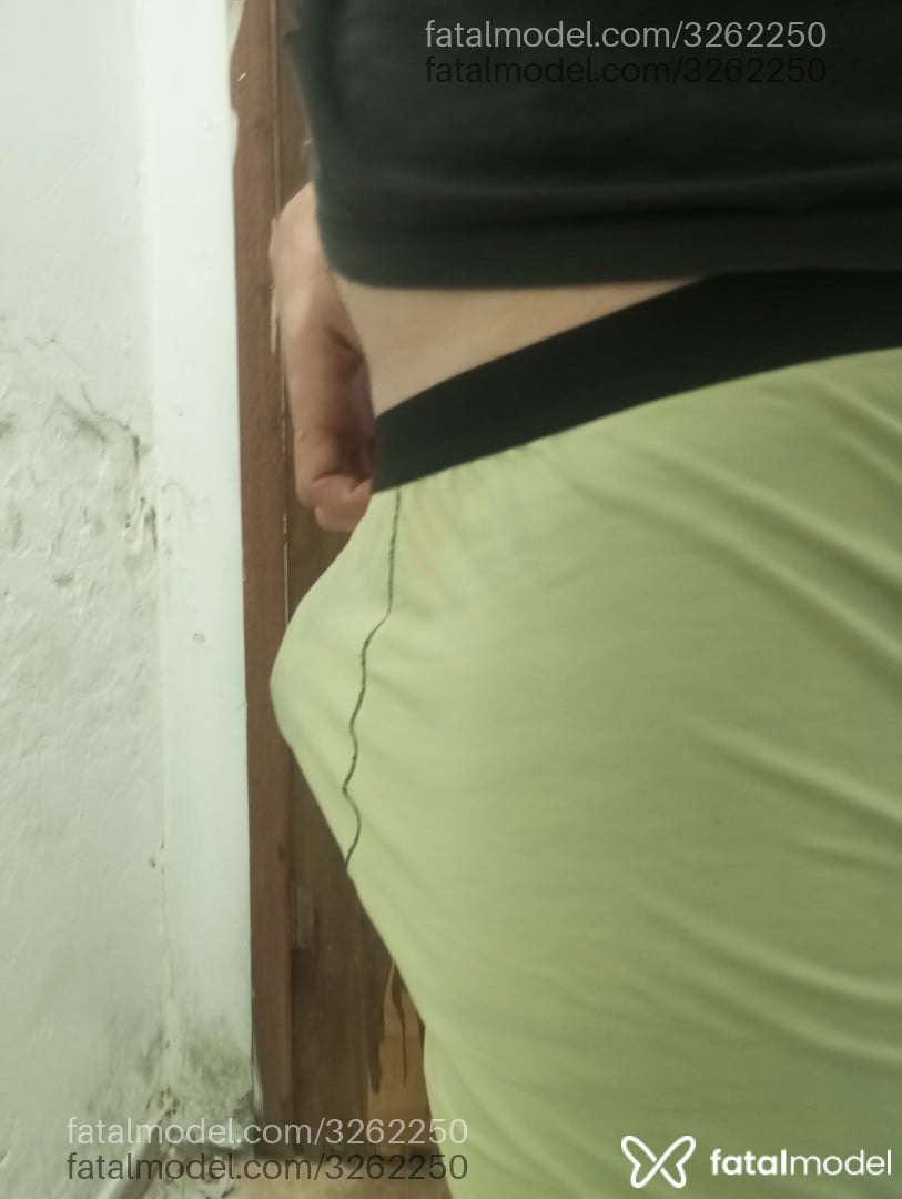 Acompanhante homem com cabelo castanho de olhos castanhos - Marco
