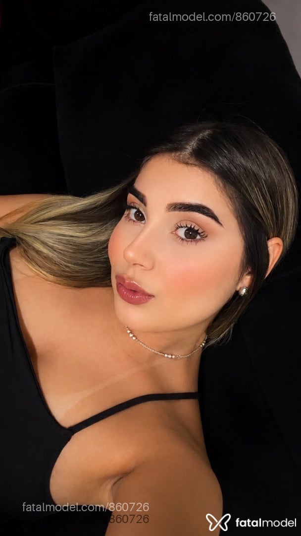 Acompanhante mulher loira (o) de olhos castanhos - Alana Silva Acompanhante mulher loira (o) de olhos castanhos - Alana Silva