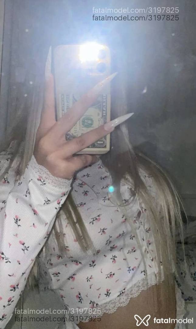 Acompanhante mulher loira (o) de olhos verdes em São José - Biaaa Caroline