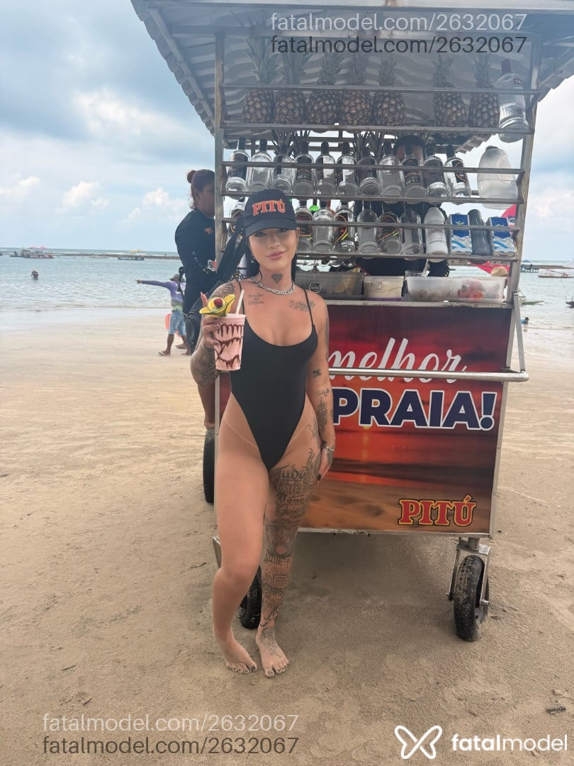 Acompanhante mulher morena (o) de olhos castanhos - Bruna Carvalho Acompanhante mulher morena (o) de olhos castanhos - Bruna Carvalho