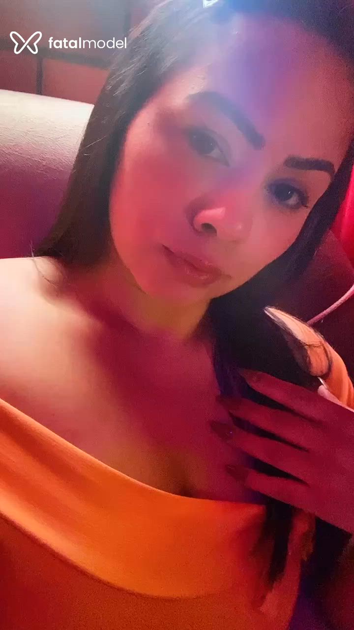 Acompanhante mulher morena (o) de olhos castanhos - Melissa