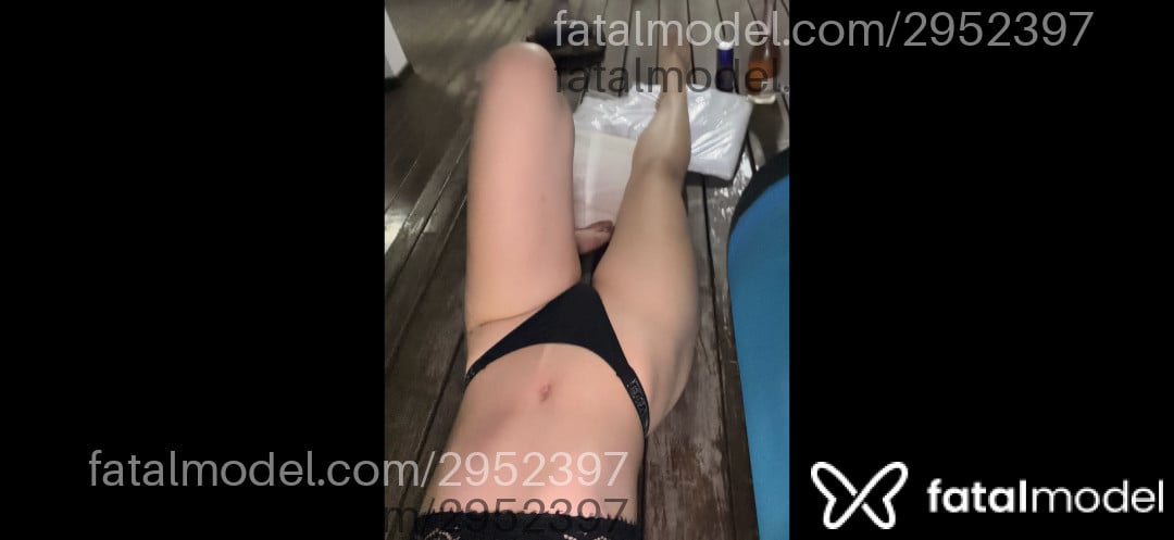 Acompanhante mulher morena (o) de olhos mel - Gabriele Gutierrez