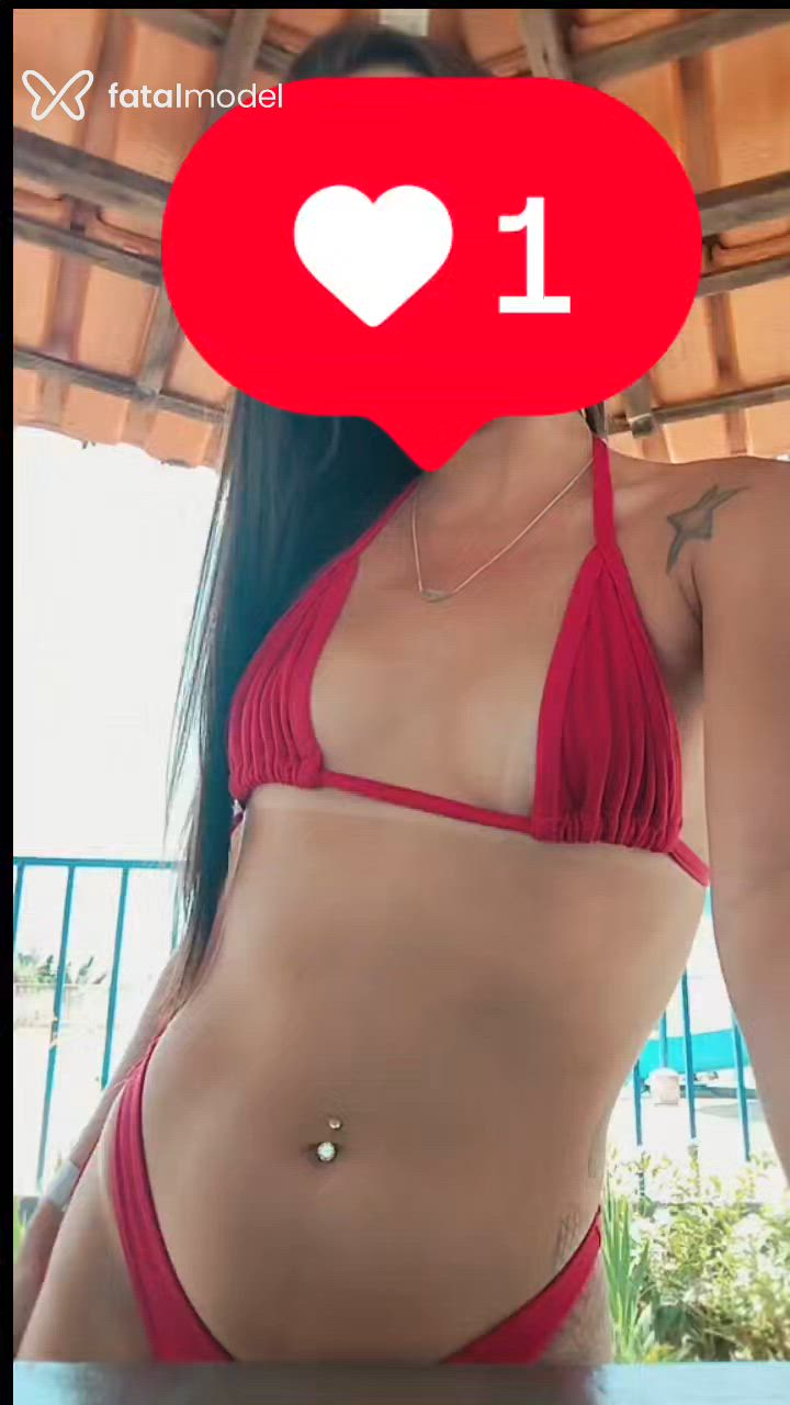 Acompanhante mulher com cabelo castanho de olhos castanhos - Flôr
