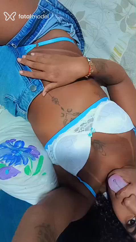Acompanhante mulher morena (o) de olhos pretos - Myllena Rios