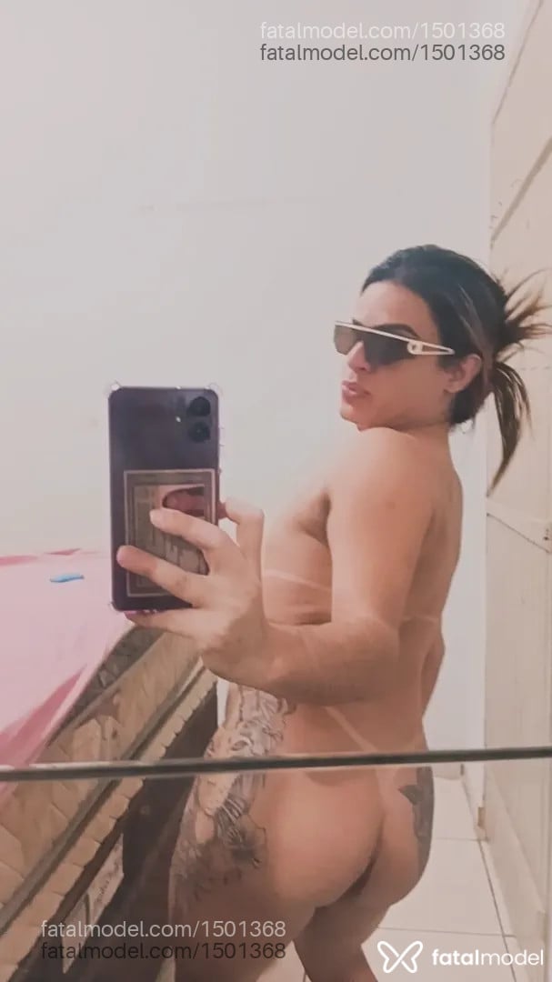 Acompanhante travesti loira (o) de olhos castanhos - Lauane