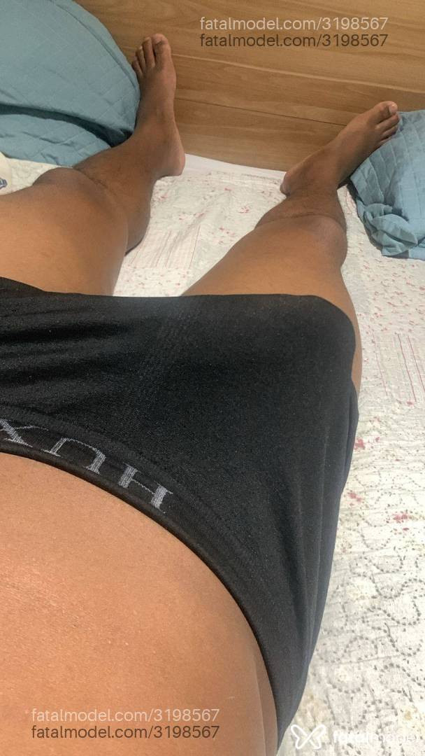 Acompanhante homem morena (o) de olhos pretos em São Paulo Acompanhante homem morena (o) de olhos pretos em São Paulo - Alejandro Nigro