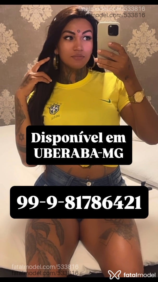 Acompanhante travesti morena (o) de olhos castanhos - Camila
