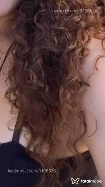 Acompanhante mulher com cabelo castanho de olhos castanhos em Belo Horizonte - Pérola