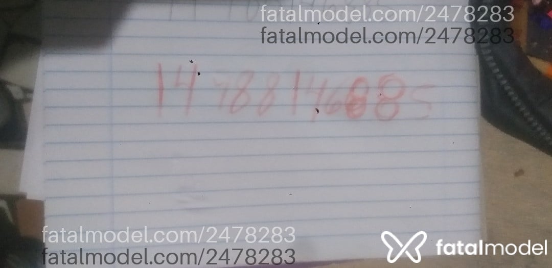 Acompanhante mulher loira (o) de olhos castanhos - Roseli