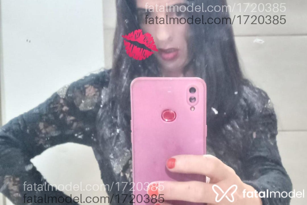 Acompanhante mulher trans morena (o) de olhos castanhos - Lauana