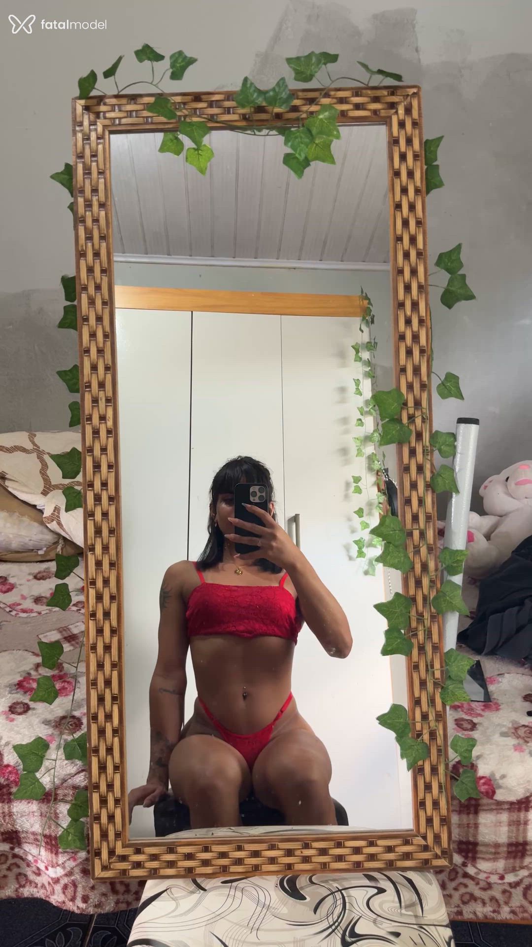 Acompanhante mulher trans morena (o) de olhos castanhos - Índiazinhaa Acompanhante mulher trans morena (o) de olhos castanhos - Índiazinhaa
