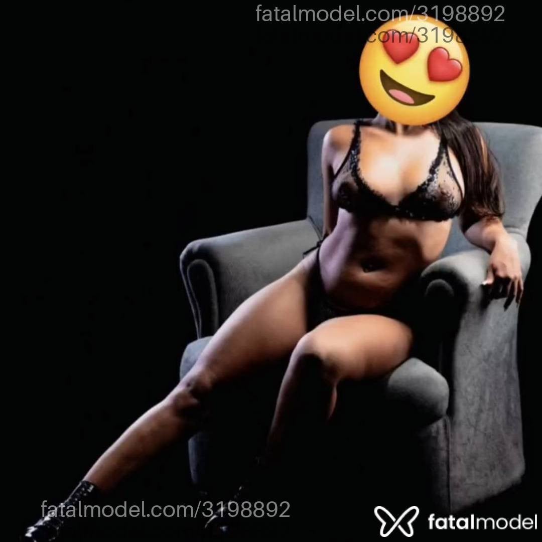 Acompanhante mulher morena (o) de olhos castanhos - Adriana Marques