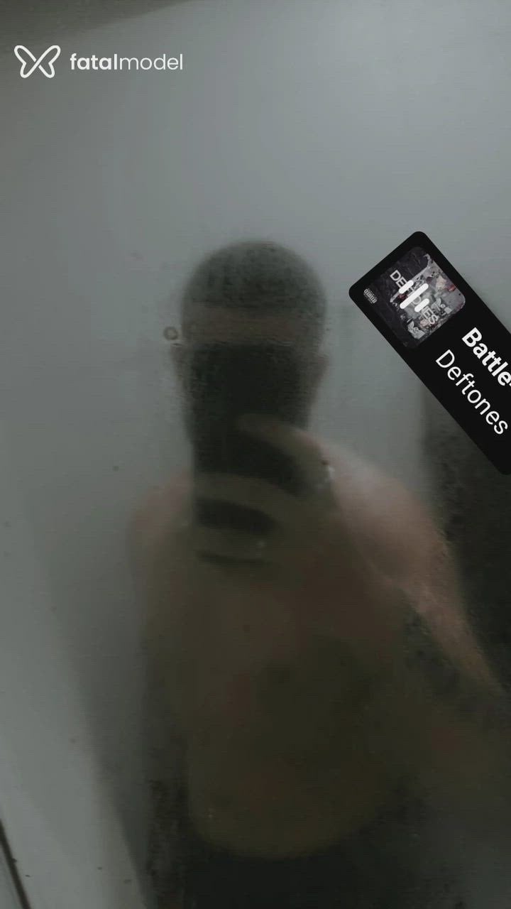 Acompanhante homem com cabelo castanho de olhos castanhos - Guilherme
