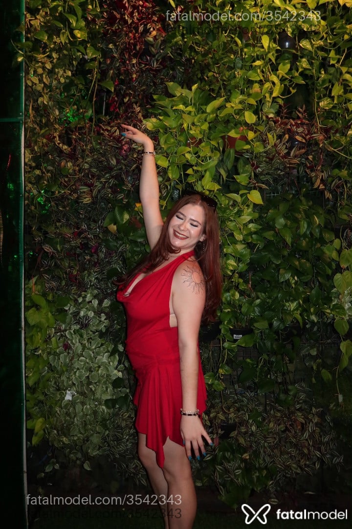 Acompanhante mulher ruiva (o) de olhos verdes - Ruivexxx Acompanhante mulher ruiva (o) de olhos verdes - Ruivexxx