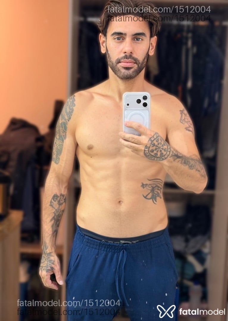 Acompanhante homem com cabelo castanho de olhos castanhos - FRED JOTA Acompanhante homem com cabelo castanho de olhos castanhos - FRED JOTA