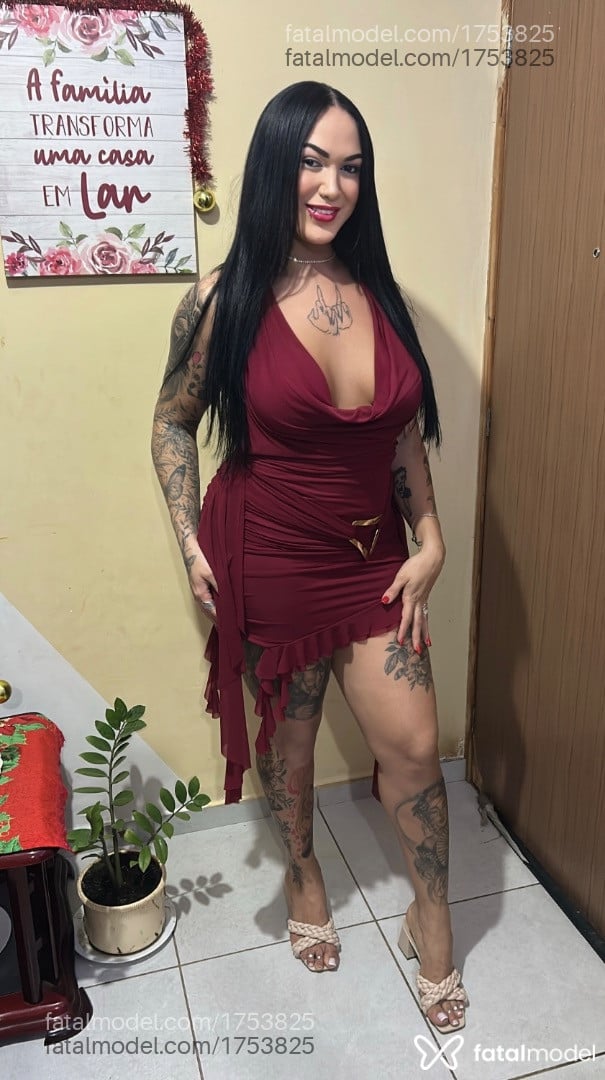 Acompanhante mulher trans morena (o) de olhos pretos - Gisele Brandão