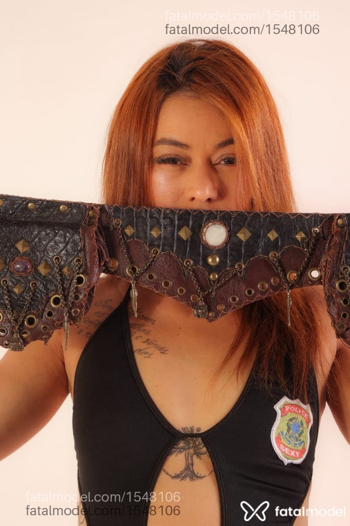 Acompanhante mulher com cabelo castanho de olhos castanhos - Angel