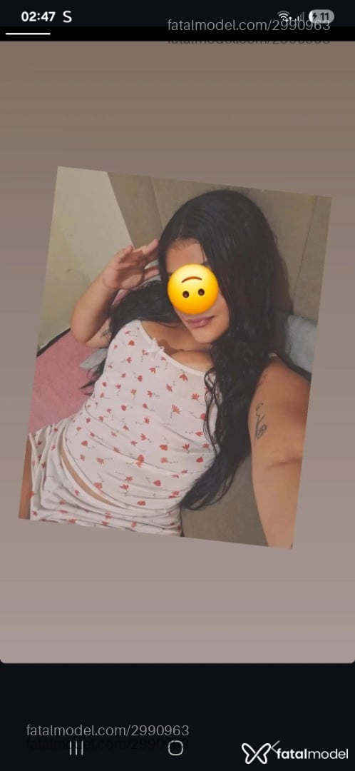 Acompanhante mulher morena (o) de olhos pretos - Alice