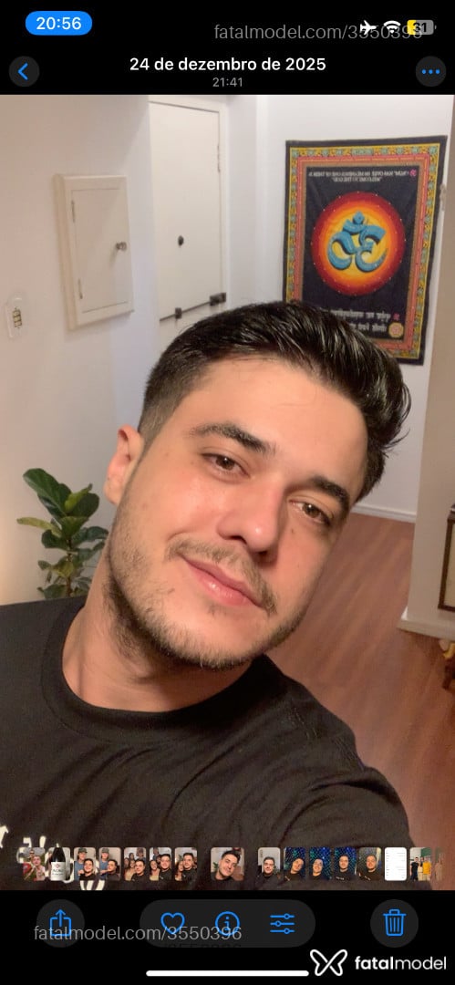 Acompanhante homem morena (o) de olhos castanhos - Lucas