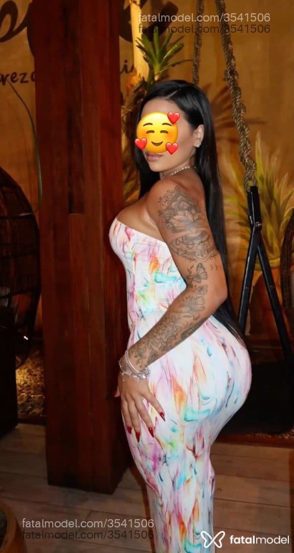 Acompanhante mulher morena (o) de olhos castanhos - Angélica Bolzani