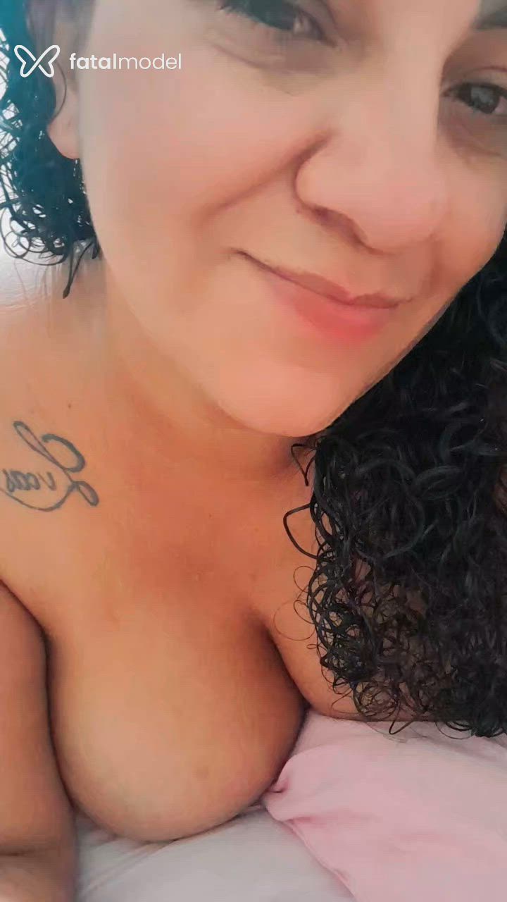 Acompanhante mulher morena (o) de olhos castanhos - Kamilinha Kaká