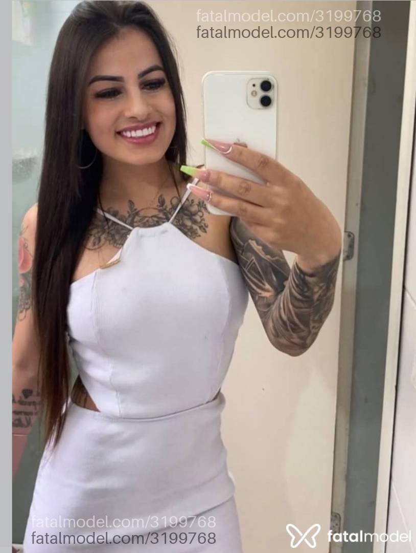 Acompanhante mulher com cabelo castanho de olhos castanhos - Lavínia Alencar