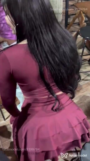 Acompanhante mulher morena (o) de olhos castanhos em Contagem - Laura