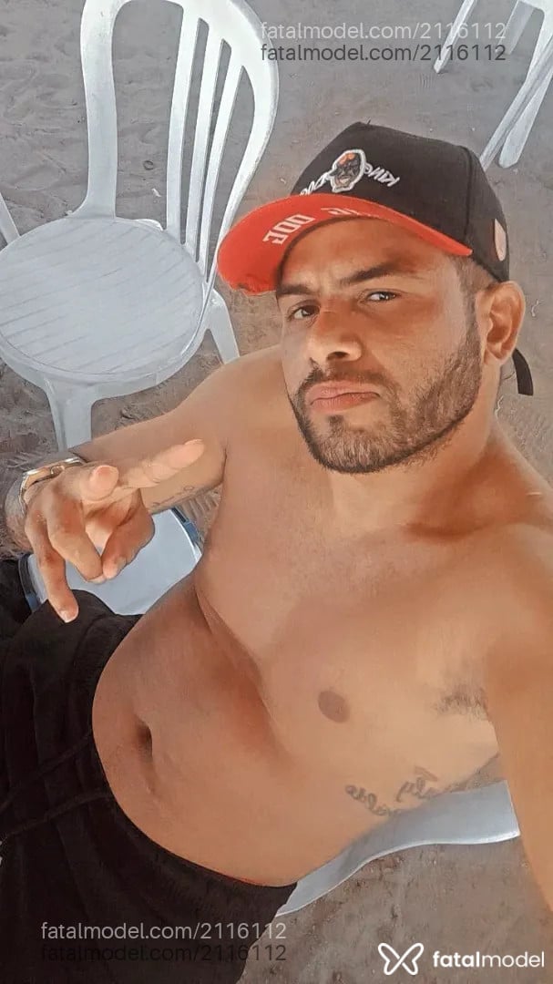 Acompanhante homem morena (o) de olhos castanhos - Marciel
