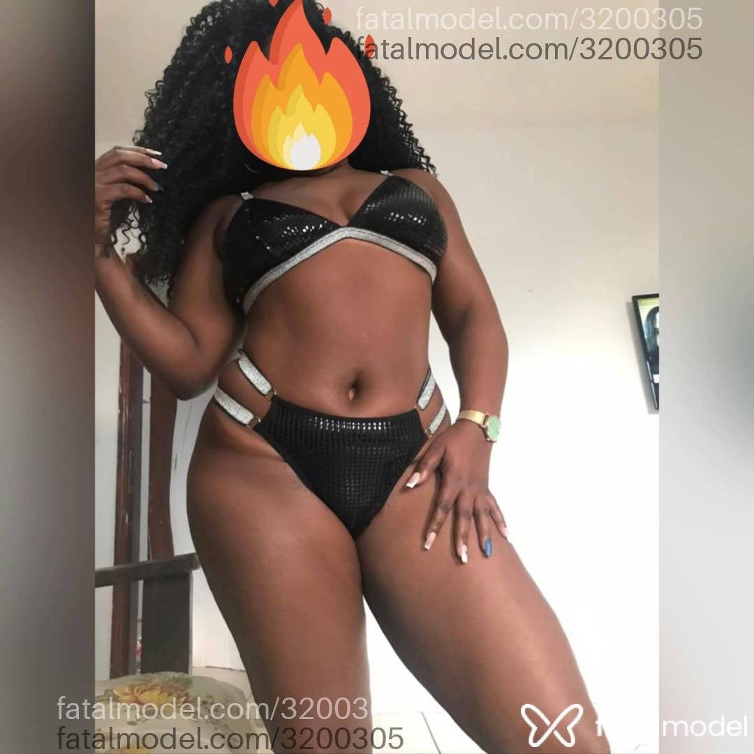 Acompanhante mulher morena (o) de olhos castanhos - Nicolly Santos