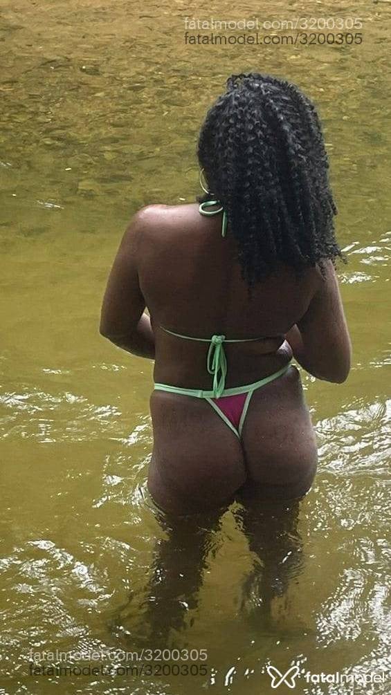 Acompanhante mulher morena (o) de olhos castanhos - Nicolly Santos
