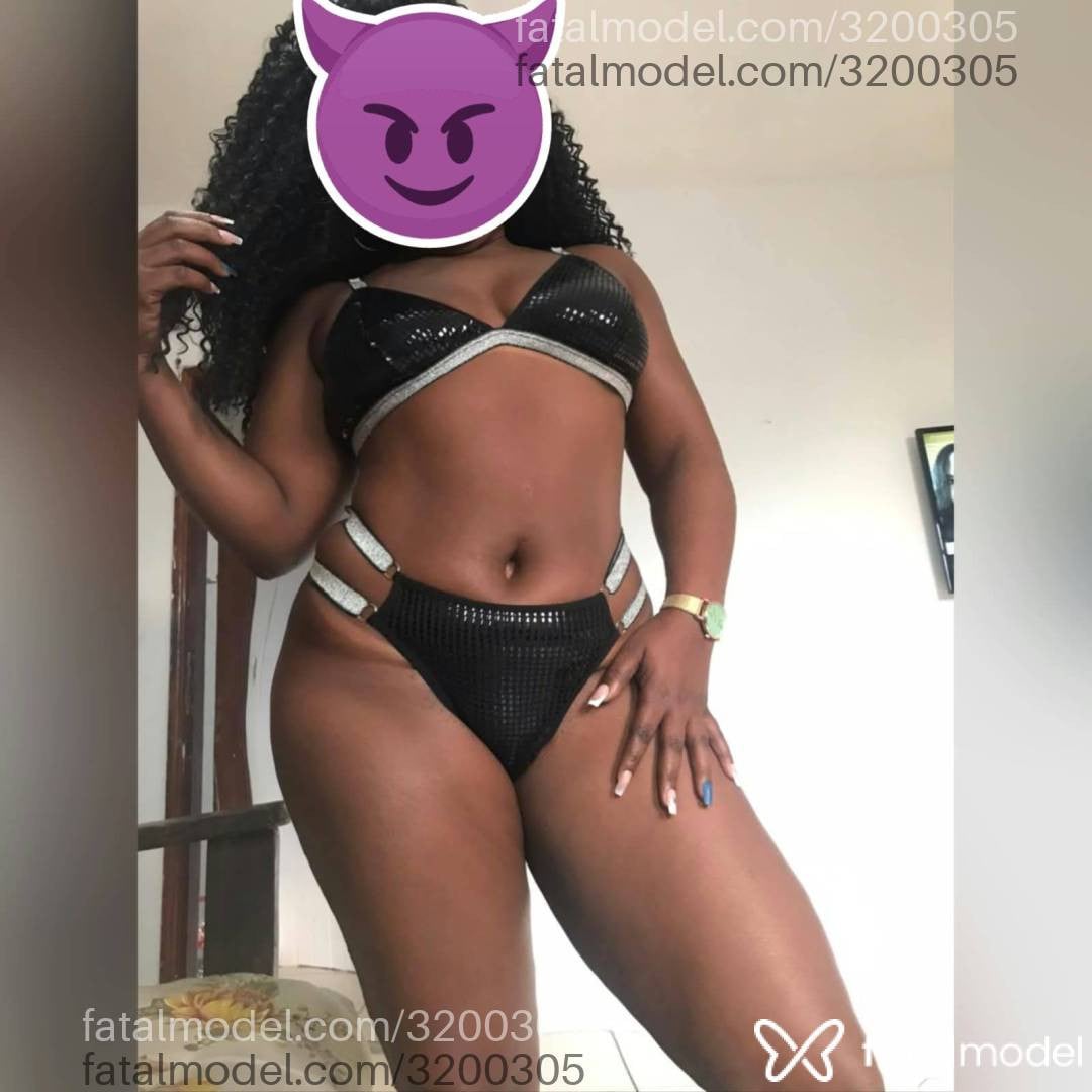Acompanhante mulher morena (o) de olhos castanhos - Nicolly Santos