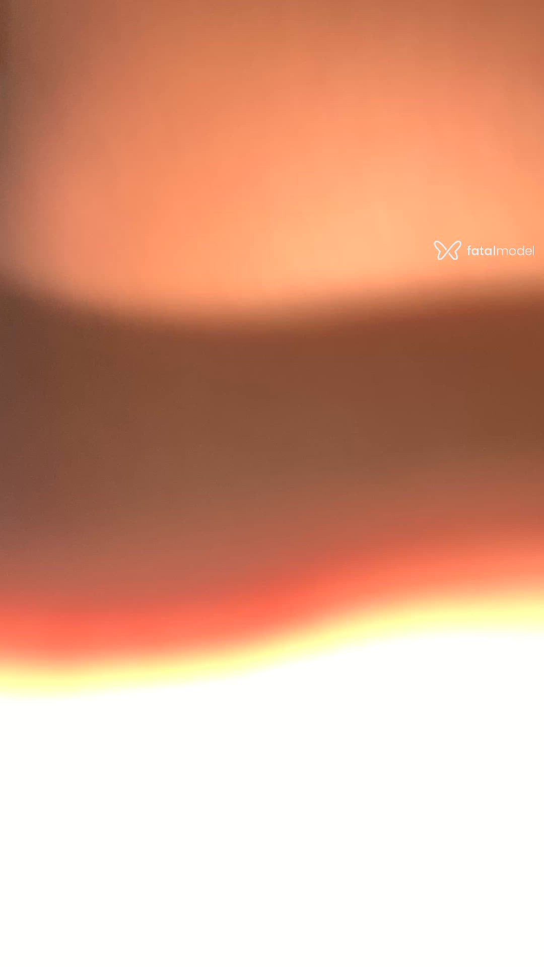 Acompanhante mulher morena (o) de olhos castanhos - Vih