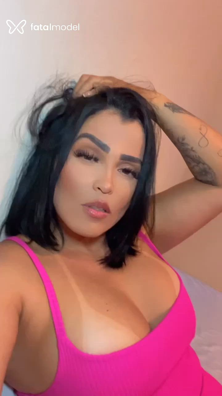 Acompanhante mulher morena (o) de olhos castanhos - Manu