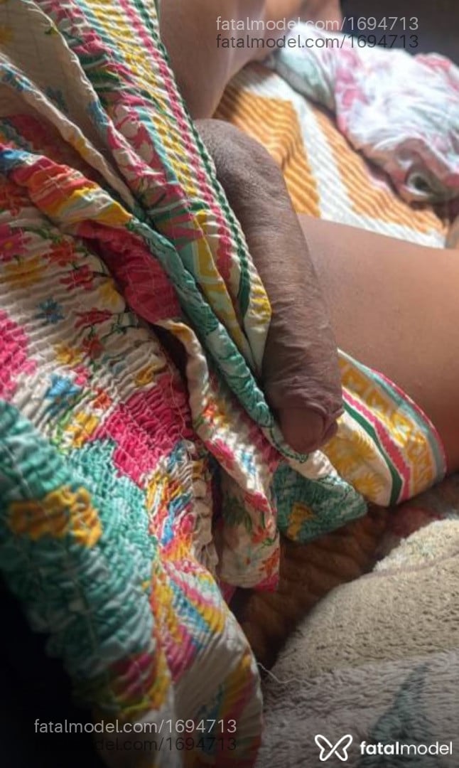 Acompanhante travesti morena (o) de olhos castanhos - Sofiaxxlcm
